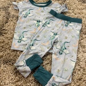 The sleepy sloth 12-18 months 2 pc dragon pajamas